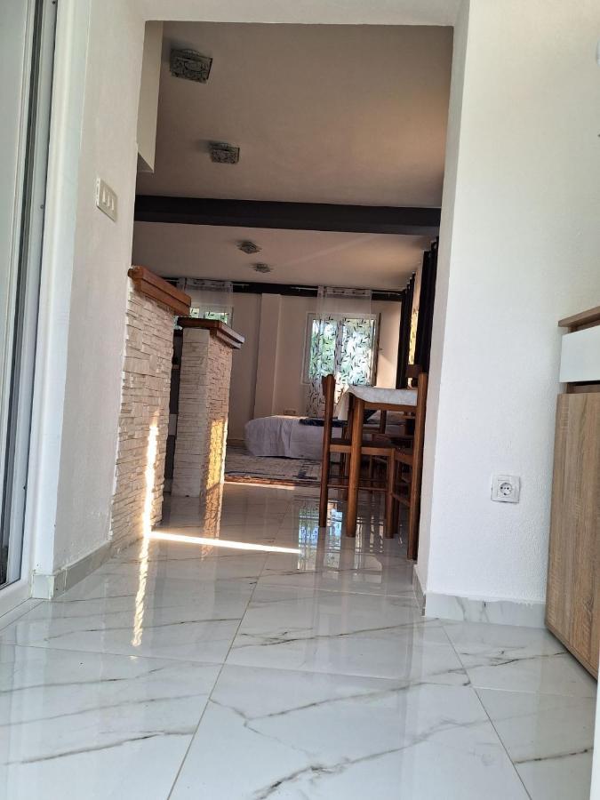 Apartman Glorija Котор Екстериор снимка